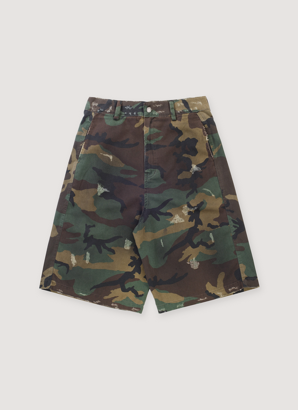 Pieces Back Pleat Shorts Dirty woodland Camo distressed, front view Back Pleat Shorts Dirty Camo - Authenticated Shorts | Pieces Los Angeles