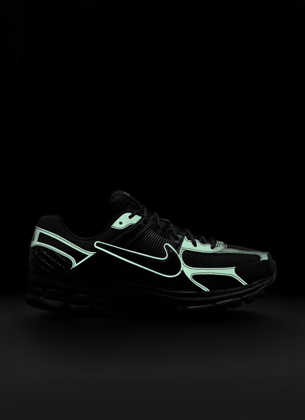 Nike DSM 20th Anniversary Air Zoom Vomero 5 Black alternate view - Shop at Pieces Los Angeles