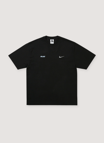 Palace Nike Font Swoosh Tee – PIECES
