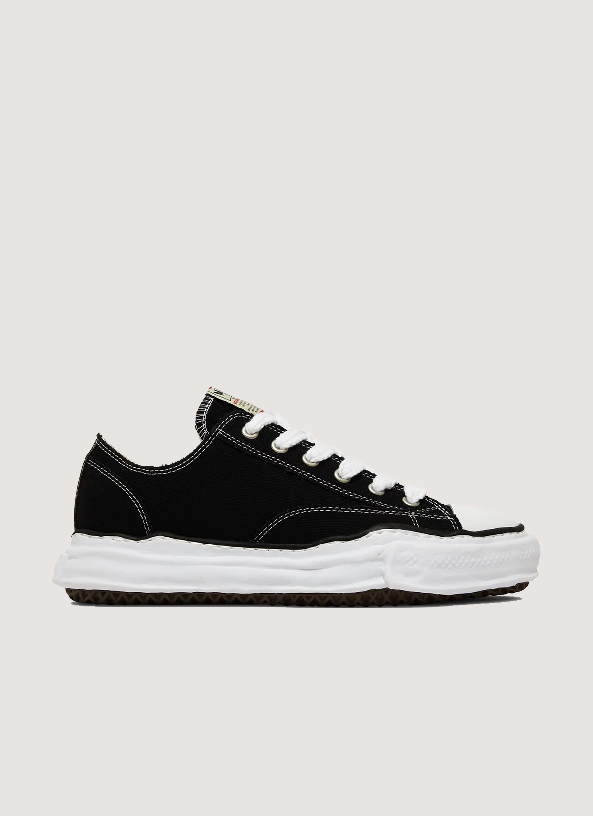Maison Mihara Yasuhiro Peterson OG Sole Low Black Maison Mihara Yasuhiro Peterson OG Sole Low Black - Image 1 | Authenticated at Pieces Los Angeles
