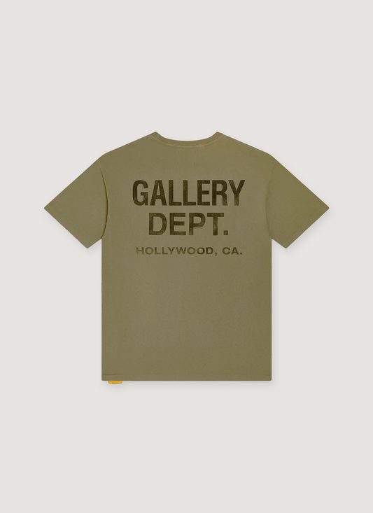 Souvenir Tee Olive